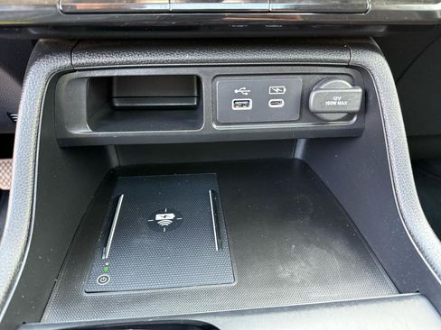 Used 2023 Honda Pilot Elite image 20