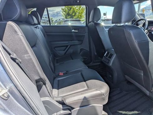 Used 2020 Volkswagen Atlas Cross Sport SEL FWD image 29