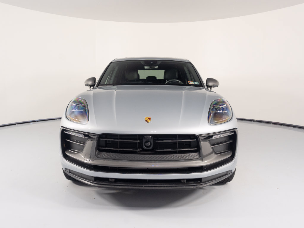 Certified 2026 Porsche Macan Turbo AWD/4WD image 14