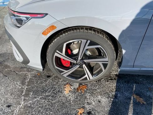 New 2026 Volkswagen GTI SE FWD image 22