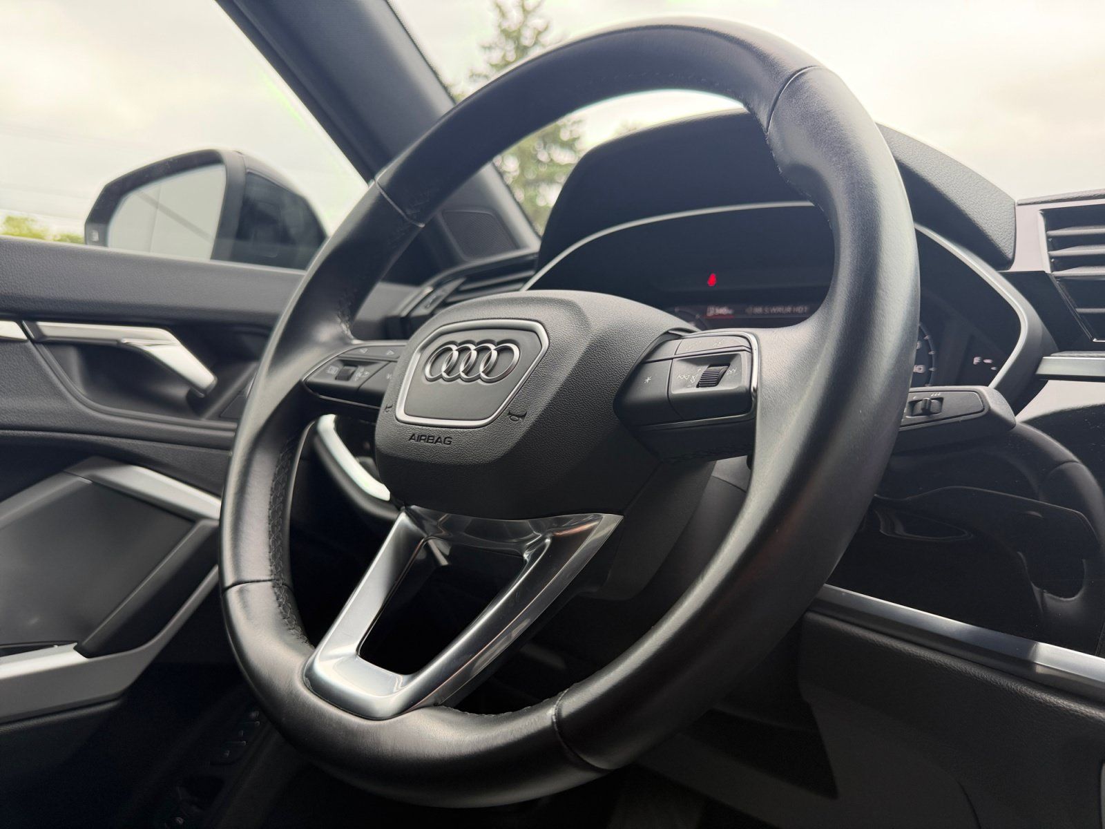 Used 2024 Audi Q3 2.0T Premium AWD/4WD image 20