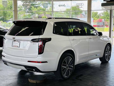 Used 2024 Cadillac XT6 Sport AWD/4WD image 7