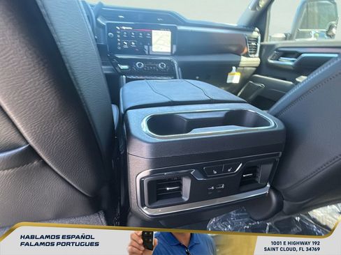 New 2026 GMC Sierra 2500 Denali w/ Denali Reserve Package AWD/4WD image 25