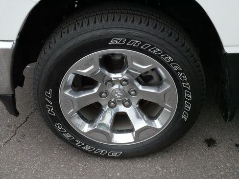 Used 2022 RAM 1500 Big Horn AWD/4WD image 15