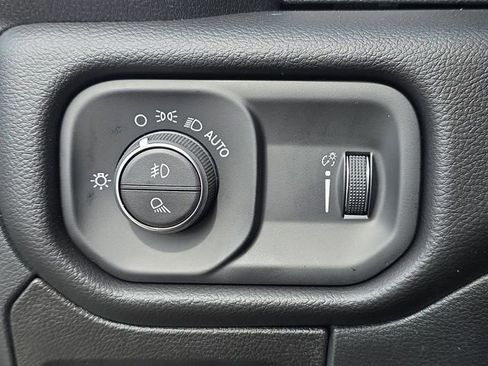 New 2026 RAM 1500 Big Horn AWD/4WD image 25