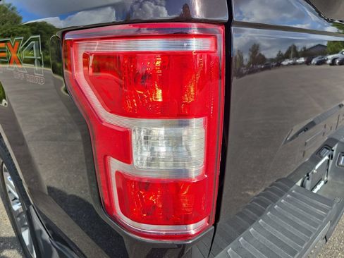 Used 2020 Ford F150 XLT w/ Equipment Group 302A Luxury AWD/4WD image 36