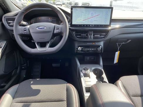 Used 2025 Ford Escape ST-Line w/ Equipment Group 301A FWD image 10