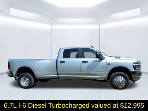 New 2026 RAM 3500 Big Horn AWD/4WD image 2