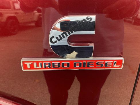 Used 2019 RAM 2500 Laramie image 24