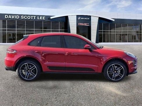 Used 2021 Porsche Macan image 7