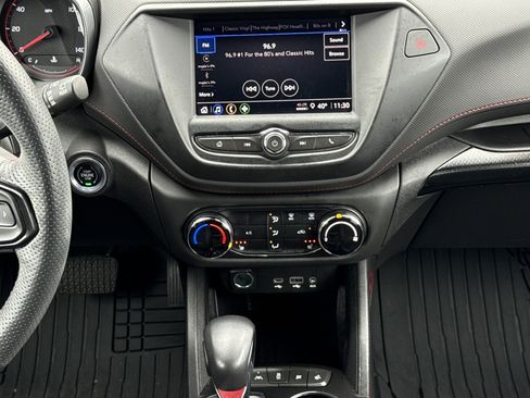 Certified 2022 Chevrolet TrailBlazer RS w/ Driver Confidence Package image 28