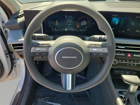 New 2026 Hyundai Sonata SE FWD image 19