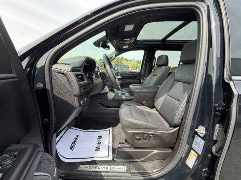 Used 2023 Chevrolet Tahoe LT AWD/4WD image 2