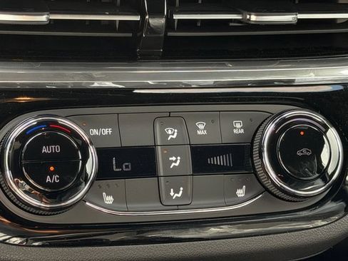 New 2026 Buick Envista Sport Touring w/ Convenience I Package FWD image 19