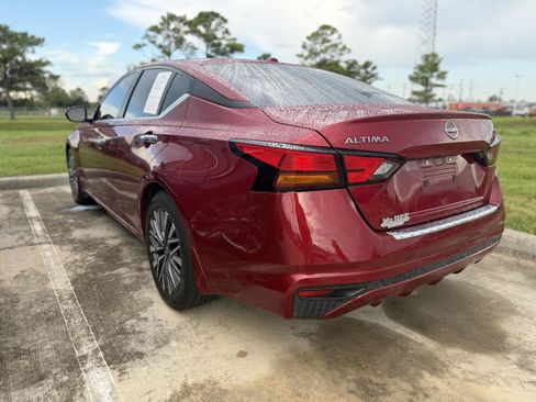 Used 2023 Nissan Altima 2.5 SV FWD image 5