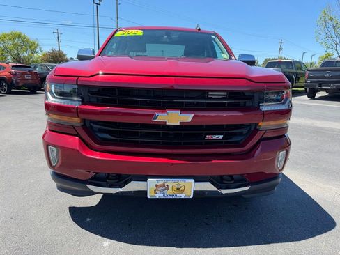 Used 2018 Chevrolet Silverado 1500 LT w/ All Star Edition AWD/4WD image 2