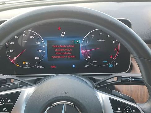 Used 2024 Mercedes-Benz C 300 Sedan image 12