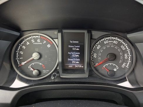 Used 2021 Toyota Tacoma SR image 13