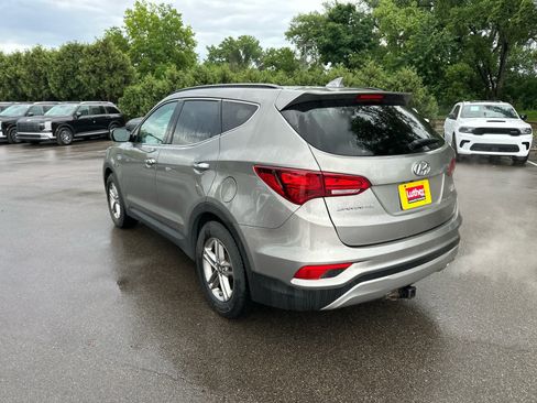 Used 2018 Hyundai Santa Fe Sport AWD/4WD image 3