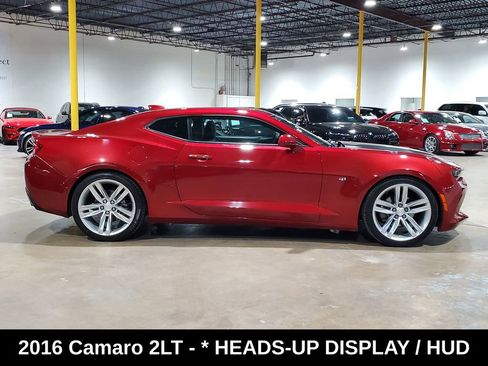 Used 2016 Chevrolet Camaro LT RWD image 5
