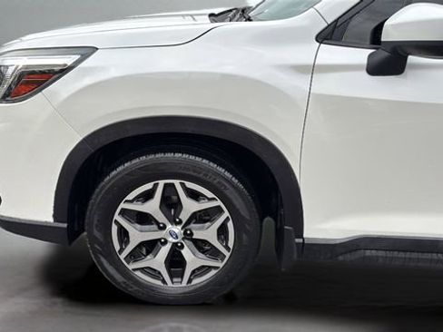 Used 2019 Subaru Forester Premium image 34