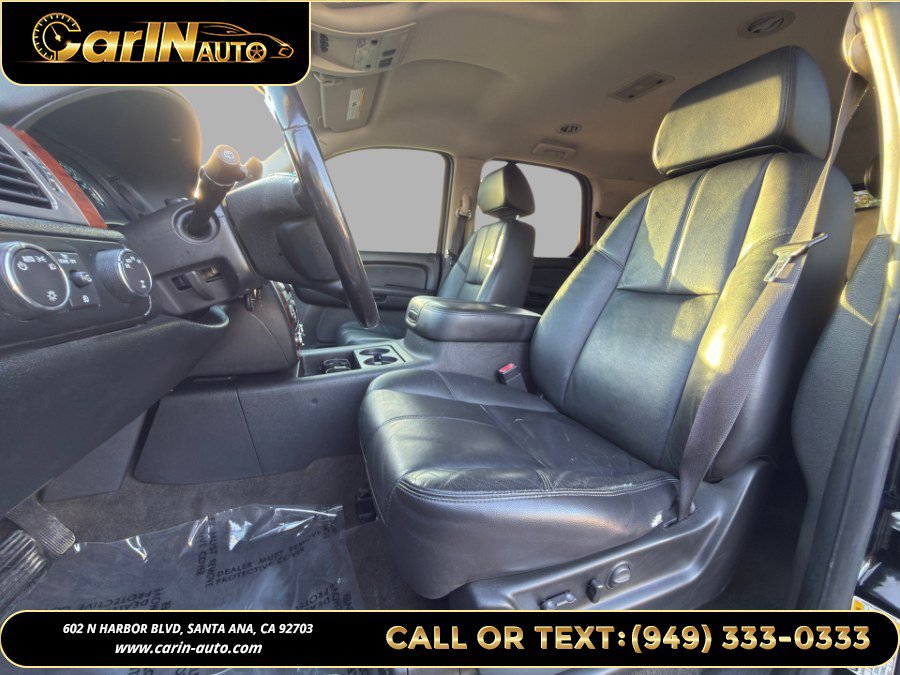 Used 2009 Chevrolet Tahoe LT w/ Luxury Package AWD/4WD image 17