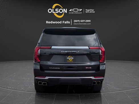 Used 2025 GMC Yukon Denali AWD/4WD image 4