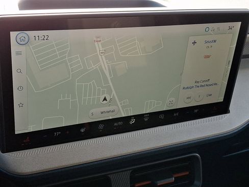 Used 2025 Ford Maverick Lariat w/ 4K Tow Package image 16