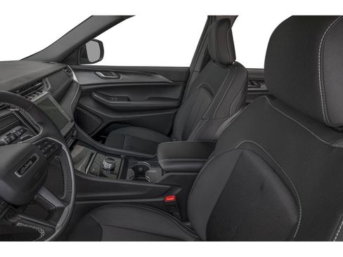 New 2025 Jeep Grand Cherokee L Laredo w/ Luxury Tech Group I image 40