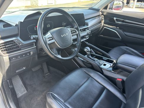 Certified 2025 Kia Telluride S AWD/4WD image 16