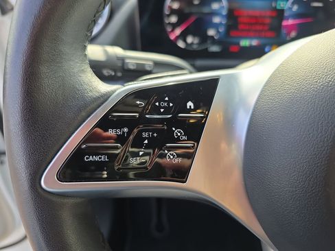 Certified 2025 Mercedes-Benz GLA 250 4MATIC image 26