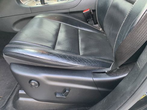 Used 2015 Jeep Grand Cherokee Limited w/ Luxury Group II image 11