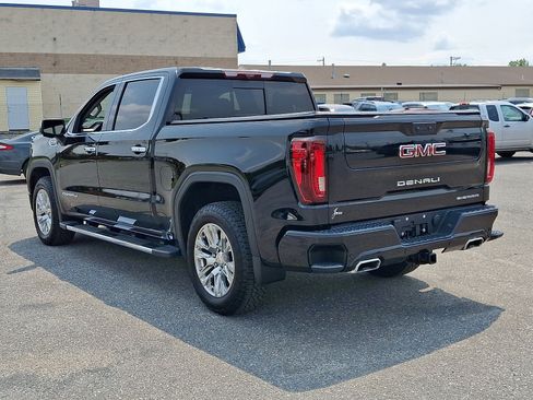 Used 2026 GMC Sierra 1500 Denali w/ Technology Package AWD/4WD image 4