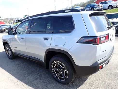 New 2026 Jeep Cherokee Limited AWD/4WD image 3