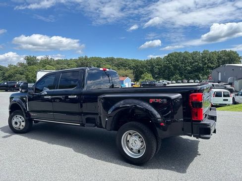 Used 2026 Ford F450 Platinum w/ Platinum Plus Package AWD/4WD image 4