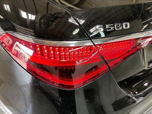 Used 2022 Mercedes-Benz S 580 4MATIC Sedan image 26
