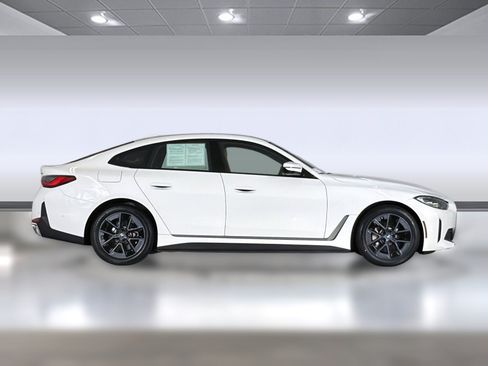 Certified 2023 BMW i4 eDrive40 w/ Premium Package RWD image 8