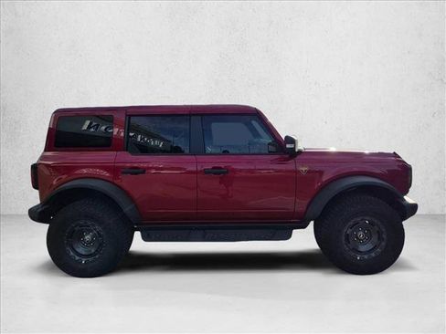 Used 2025 Ford Bronco Badlands AWD/4WD image 4
