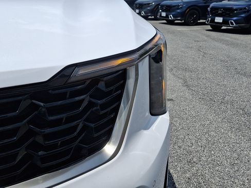 Certified 2024 Kia Sorento S AWD/4WD image 9