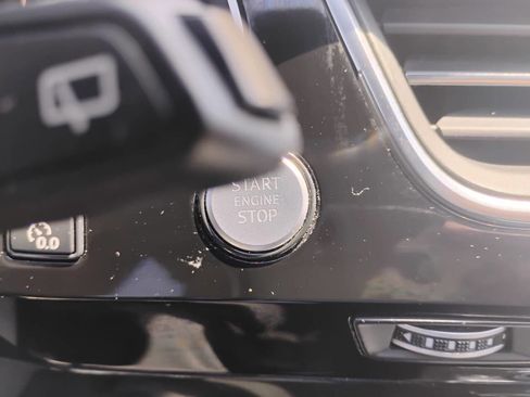 Used 2019 Audi Q7 3.0T Prestige w/ Prestige Package AWD/4WD image 29