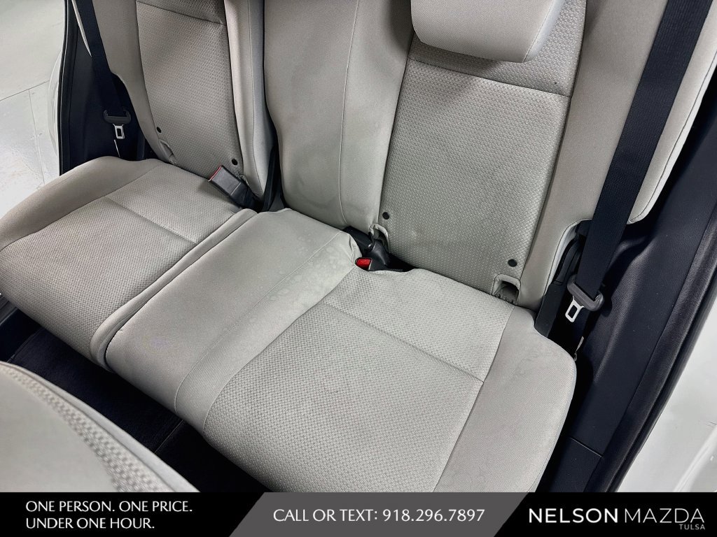 Used 2022 Honda HR-V LX image 36