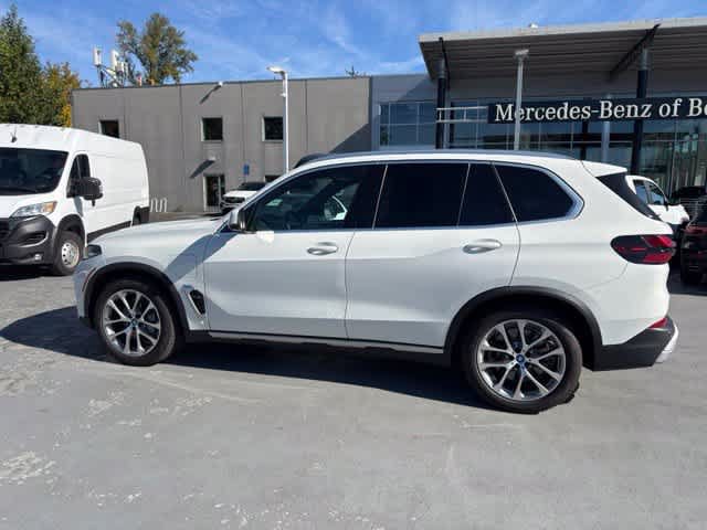 Used 2024 BMW X5 xDrive50e AWD/4WD image 8