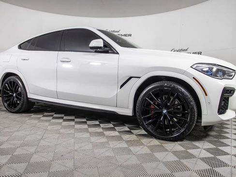 Used 2023 BMW X6 xDrive40i w/ Executive Package image 3