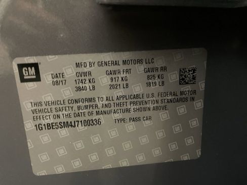 Used 2018 Chevrolet Cruze LT w/ Convenience Package FWD image 26