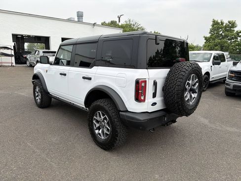 Used 2025 Ford Bronco Badlands AWD/4WD image 3