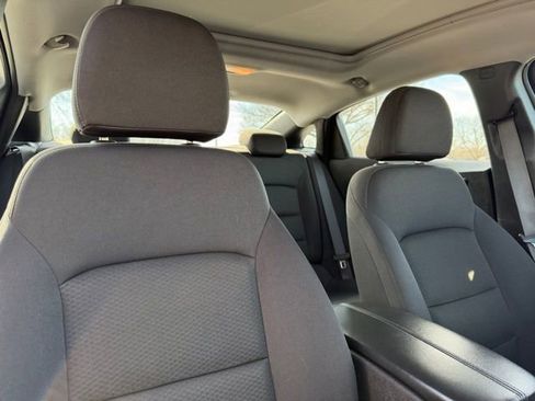 Used 2024 Chevrolet Malibu LT image 10