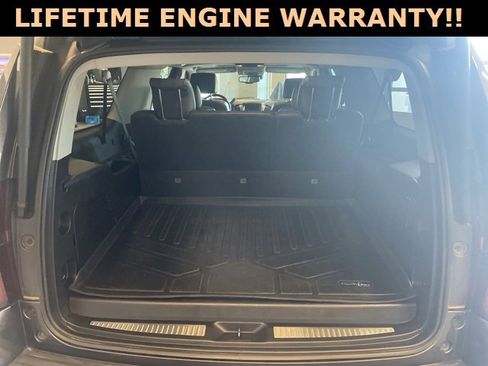 Used 2018 Chevrolet Suburban Premier image 35