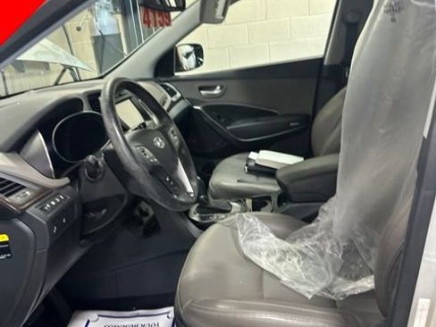 Used 2017 Hyundai Santa Fe Sport FWD image 6