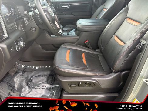 Used 2024 GMC Sierra 1500 AT4 w/ Technology Package AWD/4WD image 15