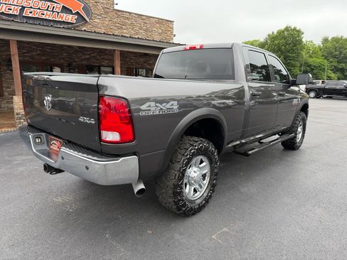 Used 2017 RAM 2500 Tradesman w/ Chrome Appearance Group AWD/4WD image 8